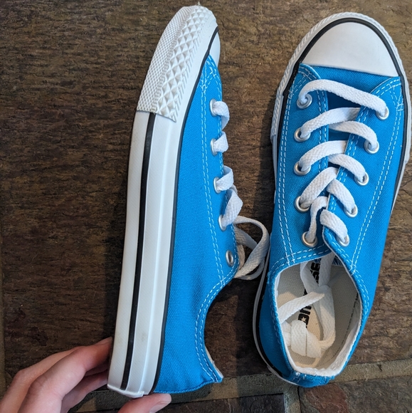 Blue Danube Low Top Kids Converse Youth size 1 - Picture 7 of 11